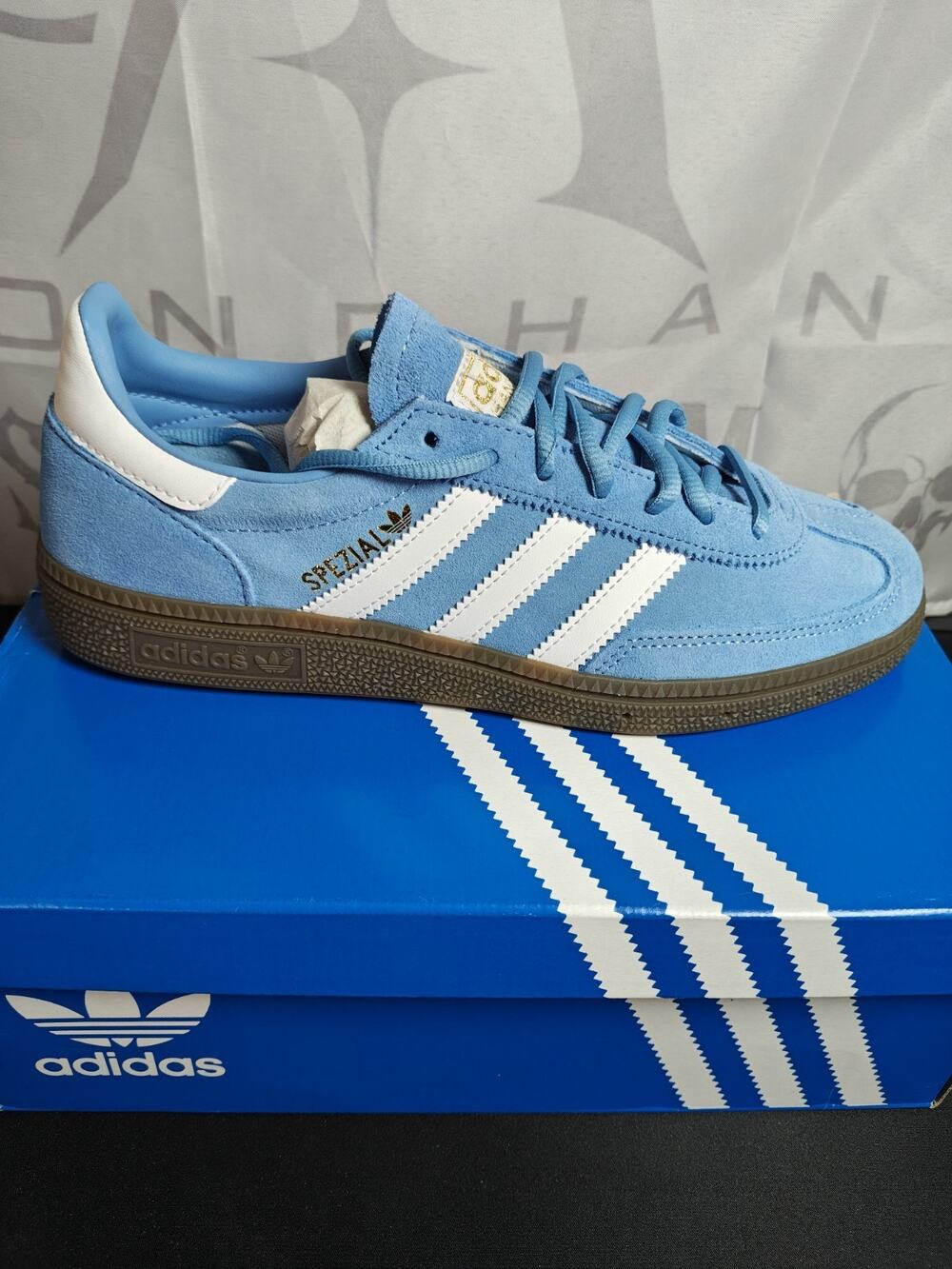 Adidas $90 Big Kids / Juniors 6 Handball Special J Light Blue Sneakers NWB blems